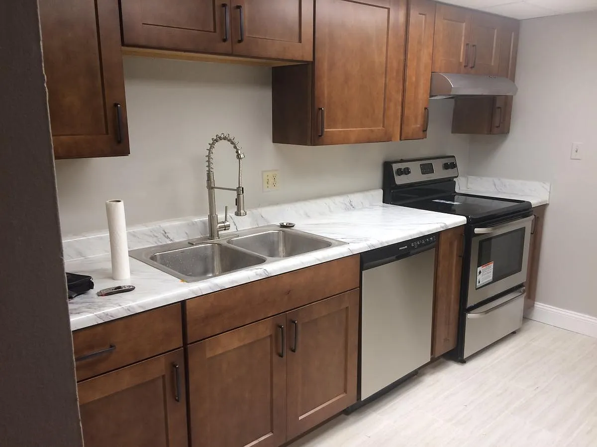 3 bed, 2.5 bath, 1482 sqft, $1,500 — Photo 4