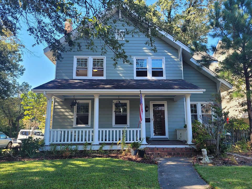 1st image of 9501 Selby Pl