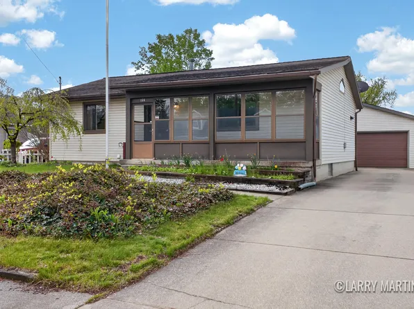 156 58th St SE, Kentwood, MI 49548