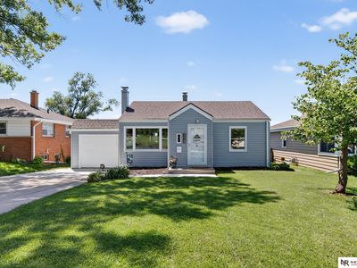 2438 S 43rd St, Omaha, NE, 68105