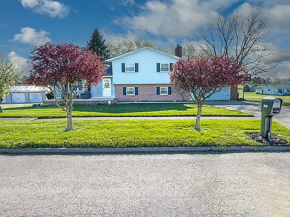 2nd image of 1452 Troy Dr