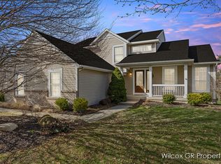 7915 Thornapple Club Dr SE, Ada, MI