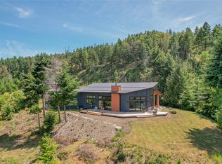 153 Southern Way, Salt Spring Island, BC V8K2Y1
