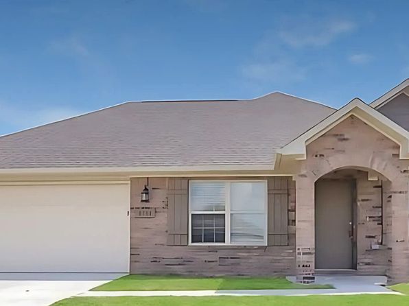 2112 Cedar Cir