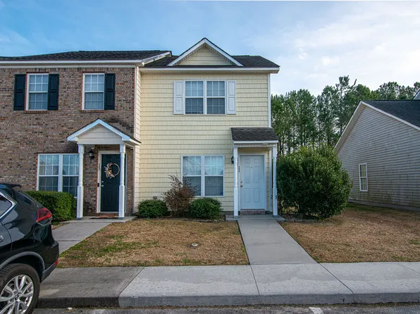 300 Streamwood Dr #1, Jacksonville, NC 28546