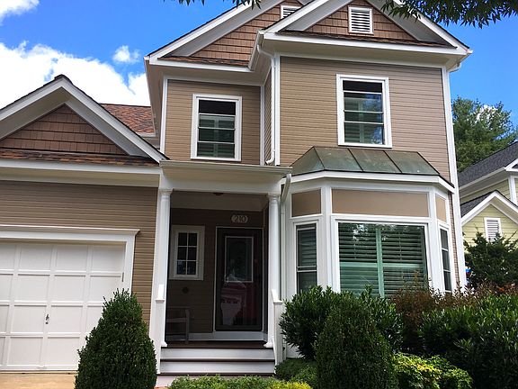 2nd image of 210 Andover Ct NE