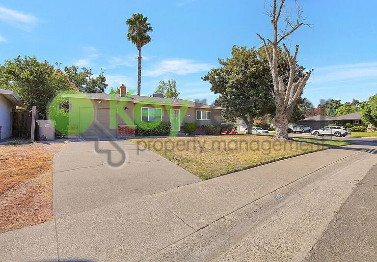 5121 Da Rosa Dr — Photo 2
