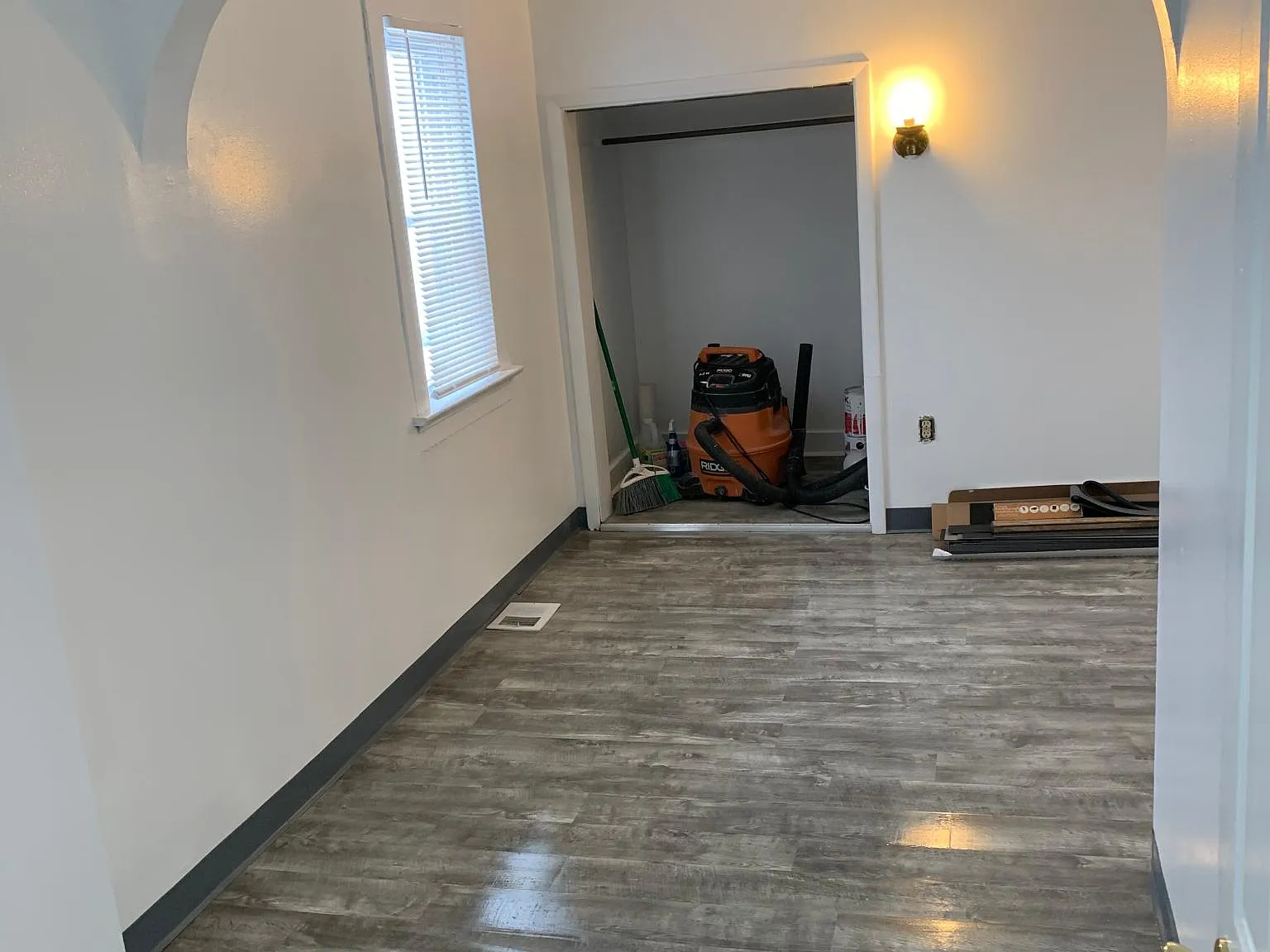 1 bed, 700 sqft, $900 — Photo 3