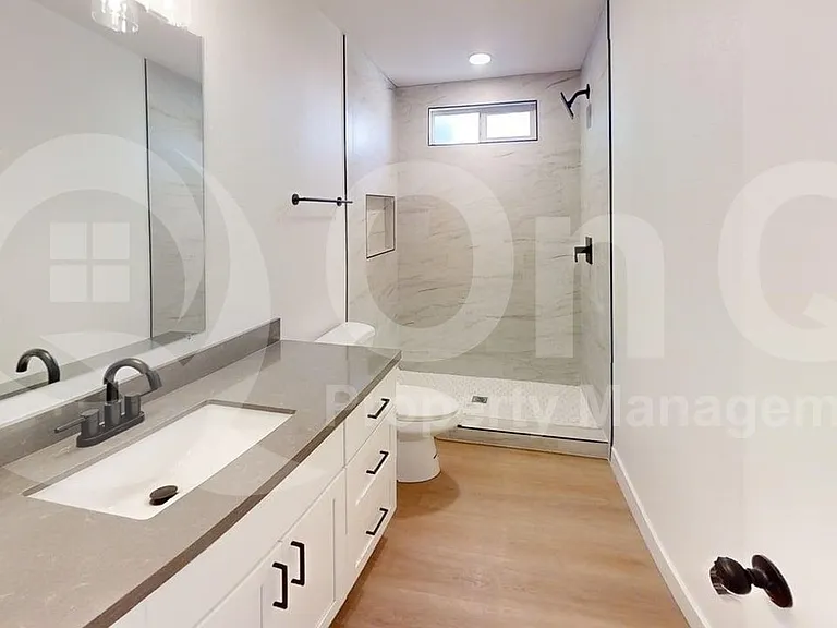 9459 N 64th Dr — Photo 15