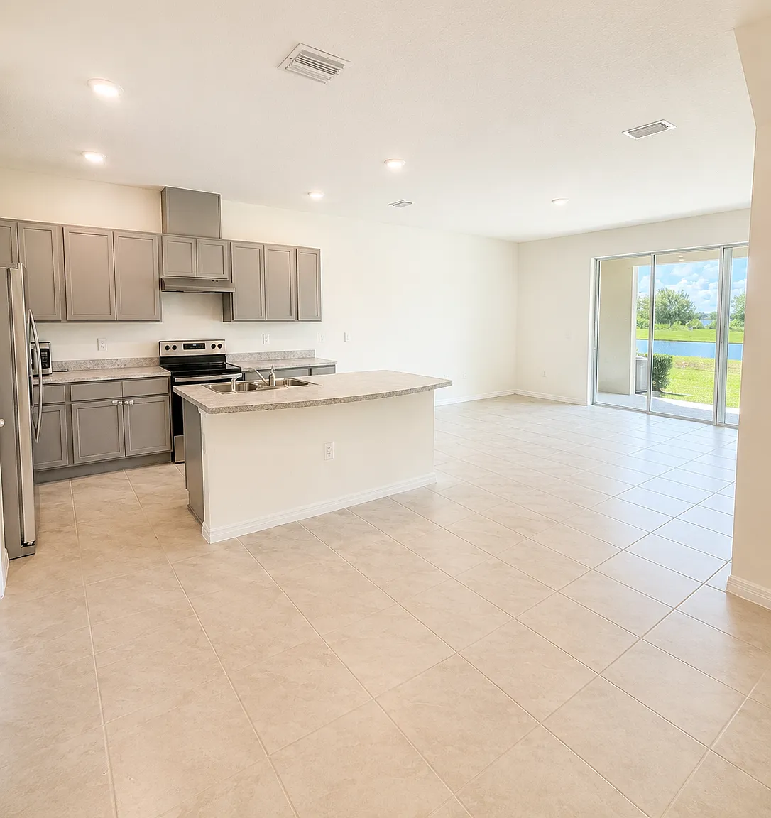 3 bed, 2.5 bath, 1740 sqft, $2,300 — Photo 3