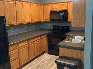 402 Elm St #A, Delavan, IL 61734