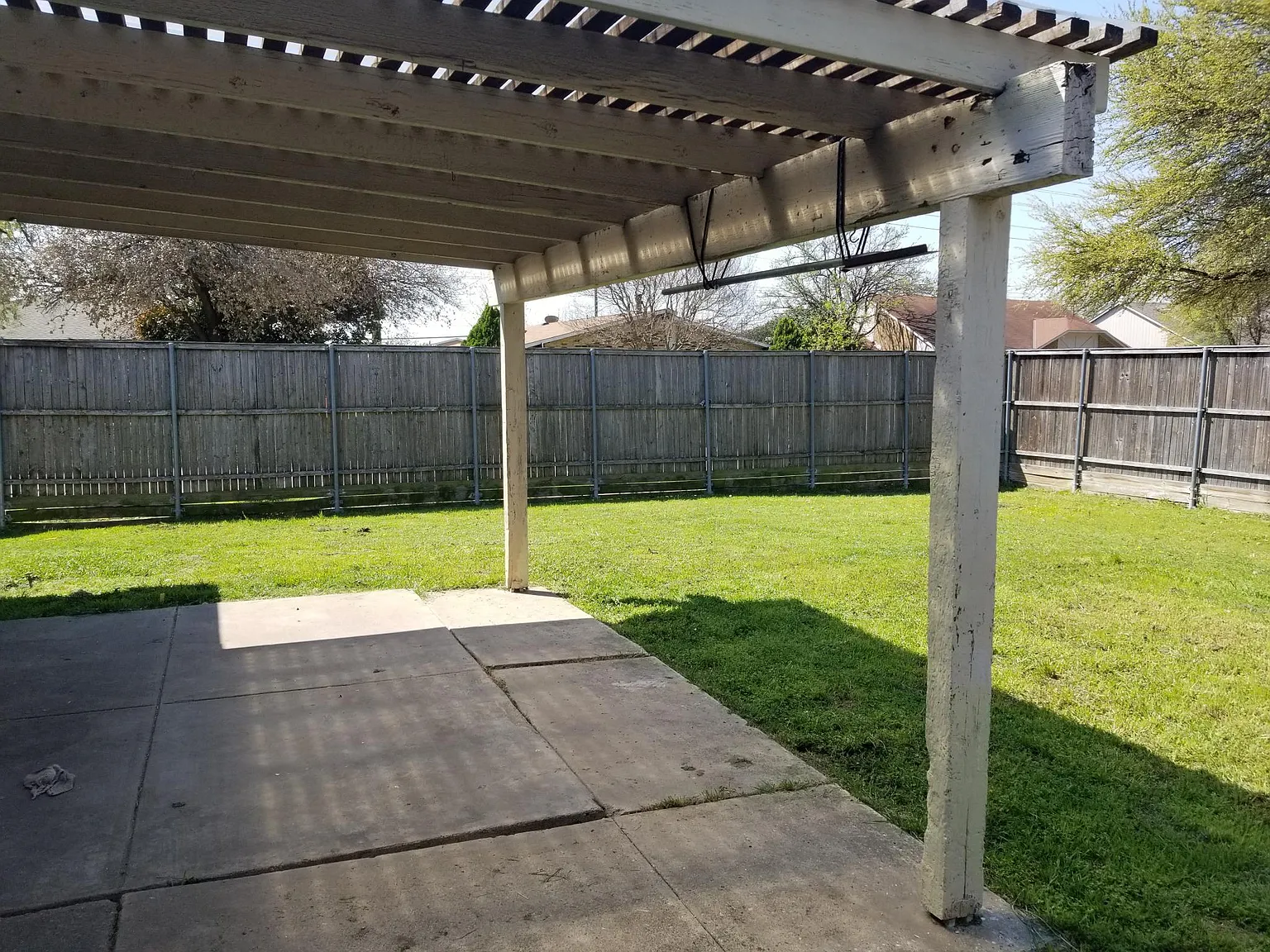 4 bed, 1824 sqft, $2,195 — Photo 4