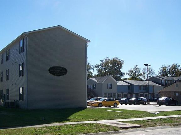 2409 8th Street entrance