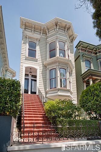 1st image of 2062 Pine St