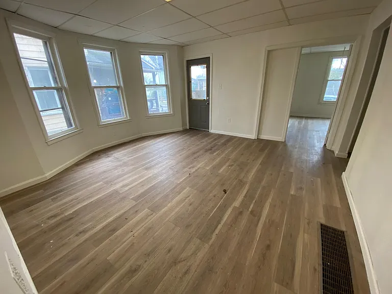 100 Westminster St #102 — Photo 10