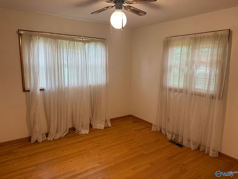 27839 Mooresville Rd — Photo 6