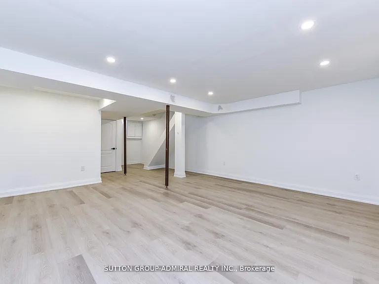 4 Hardcastle Ct — Photo 43