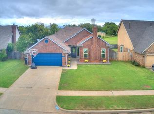1104 Old Mill Rd, Moore, OK 73160