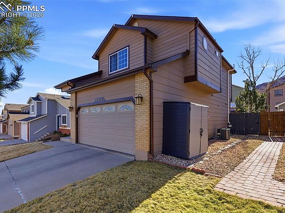 3rd image of 7320 Julynn Rd