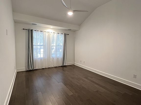 4th image of 208 Grandview Pl #4-1-1