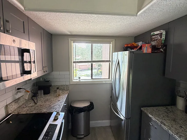 990 E Michigan St #B — Photo 4