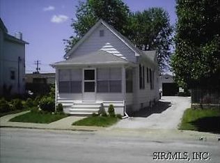 209 N 3rd St, Dupo, IL 62239