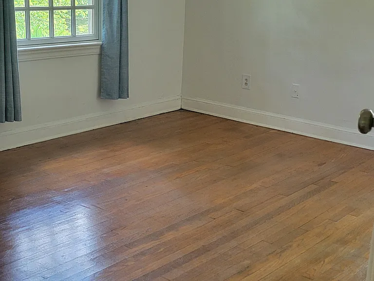 9310 Long Branch Pkwy — Photo 19