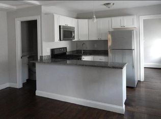 70 Safford St #4A, Quincy, MA 02170