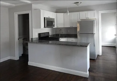 70 Safford St #4A Photo 1