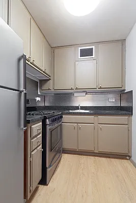 Sold by Halstead Real Estate | media 28