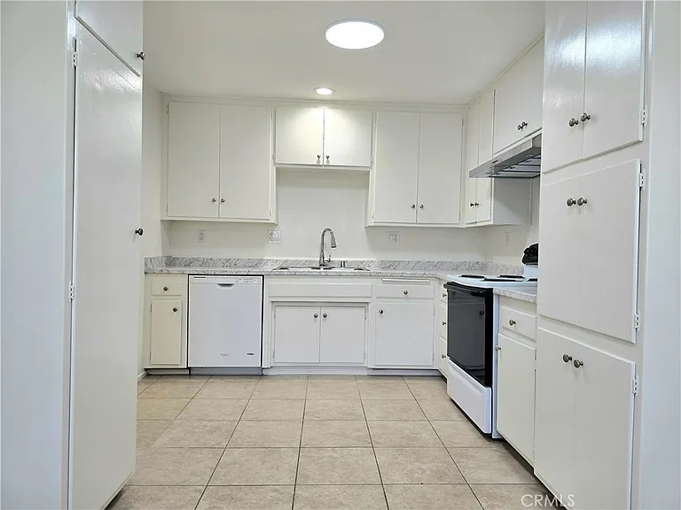12162 Bailey St — Photo 10