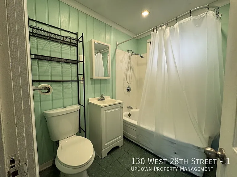 130 W 28th St #1 — Photo 19