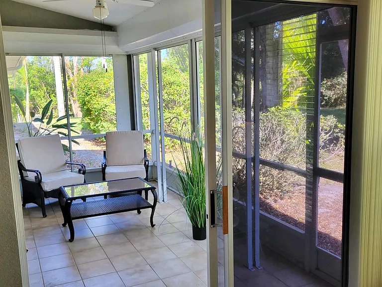 Emerald Bay Cir — Photo 5