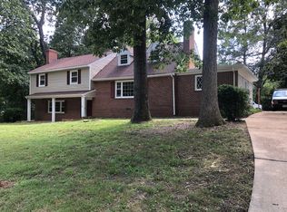 4811 Cool Spring Dr, Chester, VA 23831