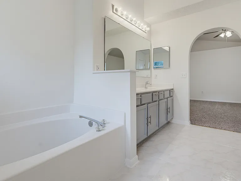 3015 Elbib Dr #1 — Photo 8