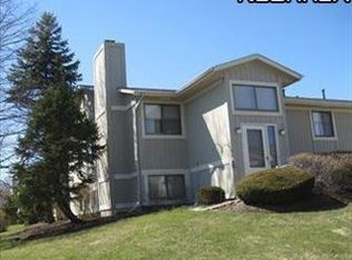 7166 Excaliber Dr UNIT D, Painesville, OH 44077