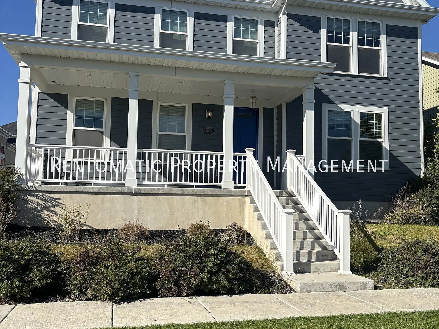 5 bed, 3800 sqft, $3,499 — Photo 2