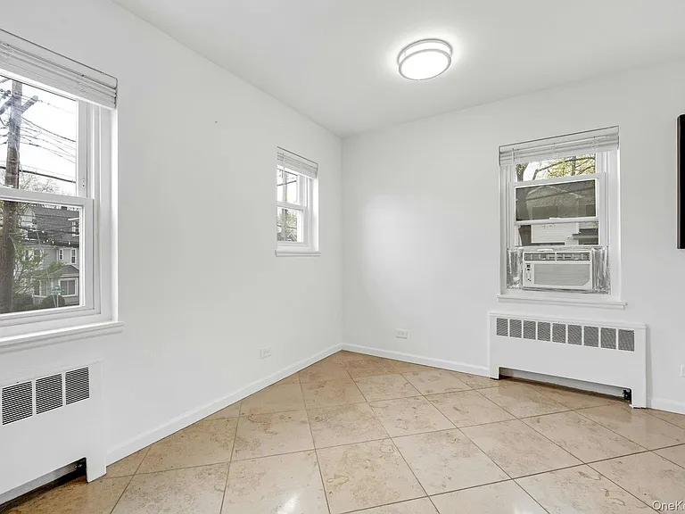 184 Purchase St #12 — Photo 16
