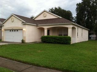 15801 Stags Leap Dr, Lutz, FL 33559