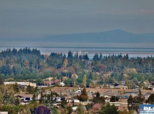 91 Amethyst Dr, Sequim, WA 98382