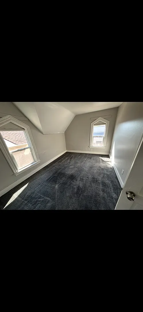 2 bed/1 bath Single Family Home McKeesport, PA — Photo 3