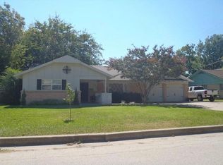 7005 Valhalla Rd, Fort Worth, TX 76116