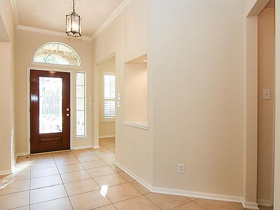 5th image of 2308 Silver Bay Dr