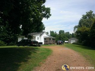 4246 Old Samburg Rd, Hornbeak, TN 38232