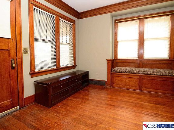 2nd image of 5501 Leavenworth St