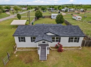 430 Indian Hills Rd, Bowie, TX 76230