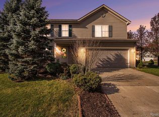 397 Lydia Ln, Linden, MI 48451