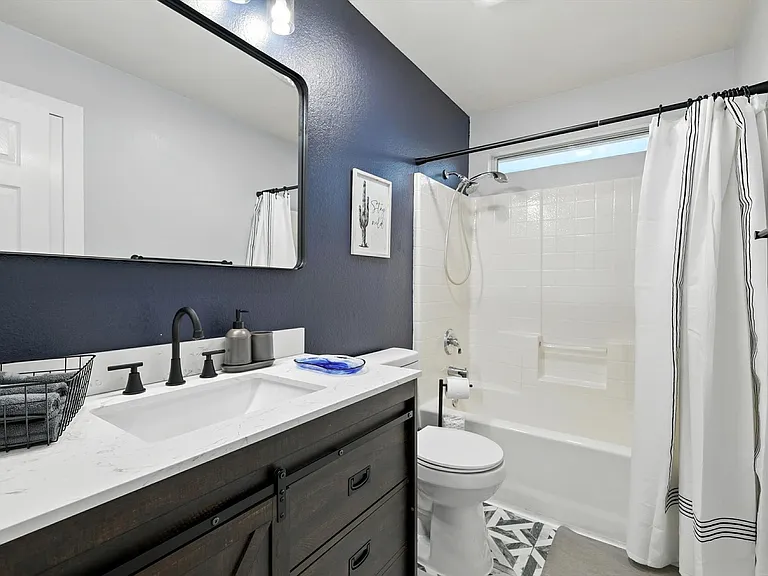 2516 Castle Pines Dr — Photo 32