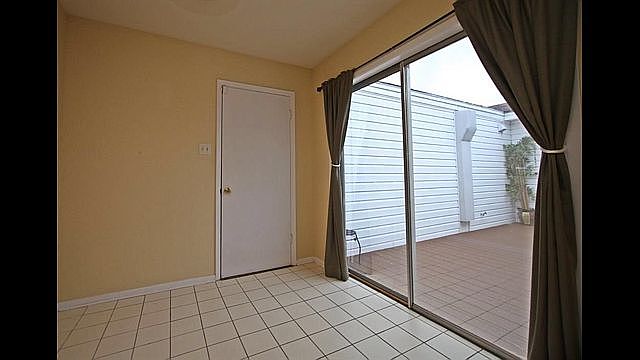 1st image of 934 Sunmeadow Dr