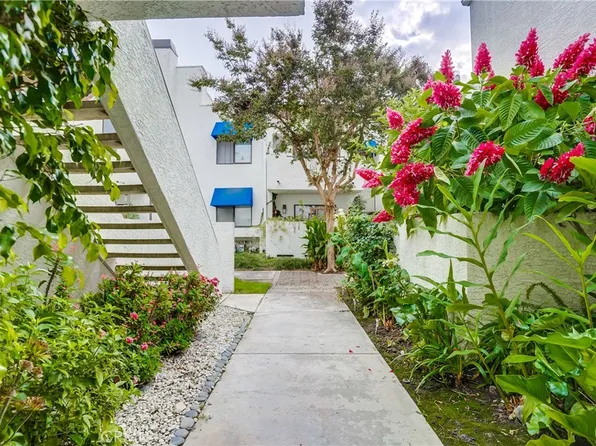 660 Park Shadow Ct, Baldwin Park, CA 91706